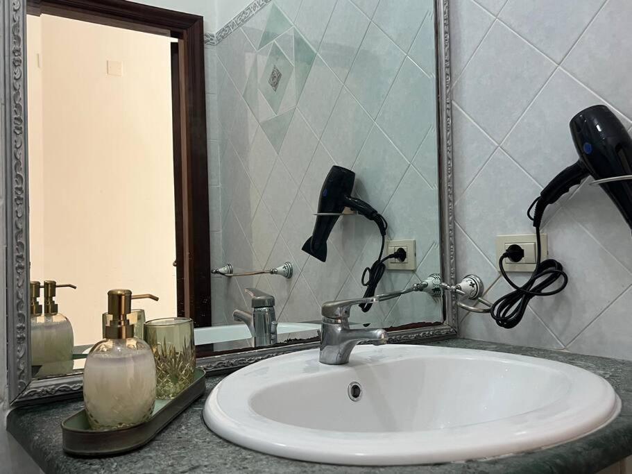 Scio Guesthouse-Centro Storico เนเปิลส์ ภายนอก รูปภาพ
